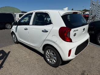 Kia Picanto 1.0 picture 6