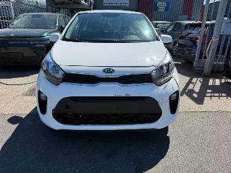 Kia Picanto 1.0 picture 2