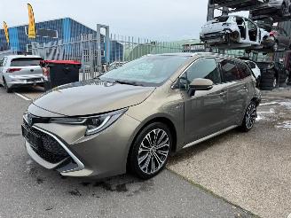 uszkodzony samochody osobowe Toyota Corolla Touring Sports 1.8 HYBRIDE 2019/6