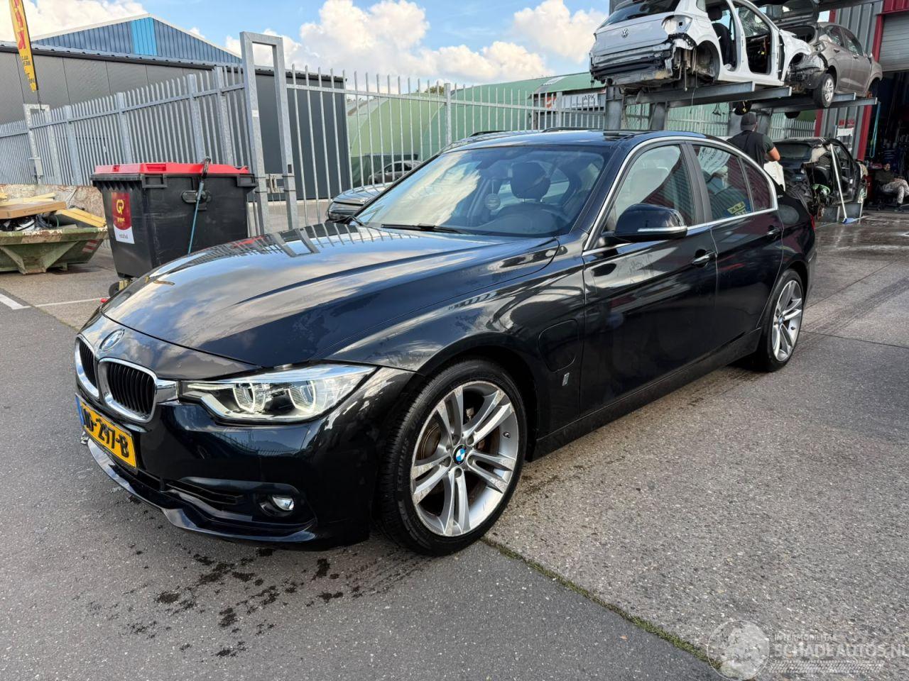 BMW 3-serie 330e HIGH EXECUTIVE