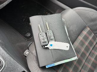 Volkswagen Golf 2.0 GTI / TFSI picture 12