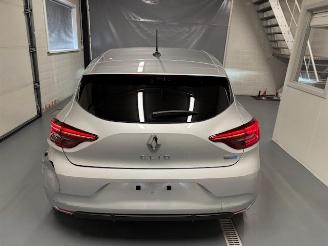 Renault Clio  picture 5
