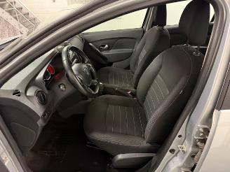 Dacia Logan  picture 9