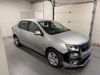 Vaurioauto  passenger cars Dacia Logan  2020/7