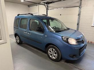 Voiture accidenté Renault Kangoo  2016/9