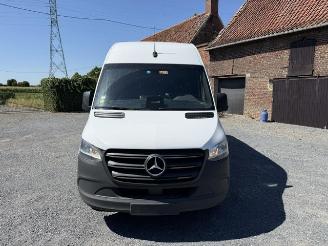 Mercedes Sprinter  picture 2