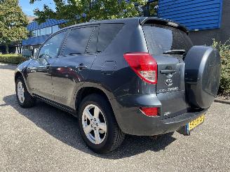 Toyota Rav-4 2.0 4x4 picture 2