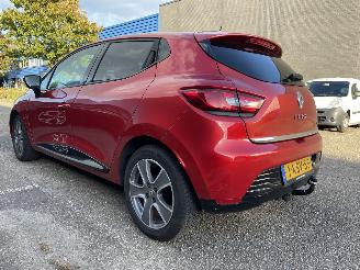 Unfallwagen Renault Clio 0.9T 2013/7