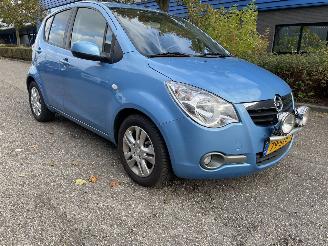 Unfallwagen Opel Agila 1.0 5ds 2011/1