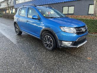 krockskadad bil auto Dacia Sandero 1.5 dci stepway 2014/7