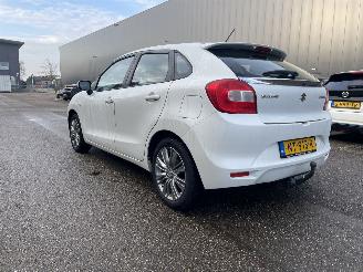 Voiture accidenté Suzuki Baleno 1.2 66kw 5drs 2017/4