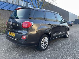 krockskadad bil auto Fiat 500L 1.4T 7PERS 2015/10