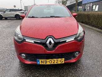 Renault Clio 5drs clima picture 5