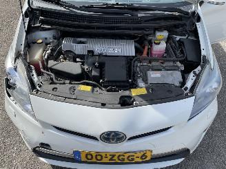 Toyota Prius 1.8 plug in hybrid picture 7