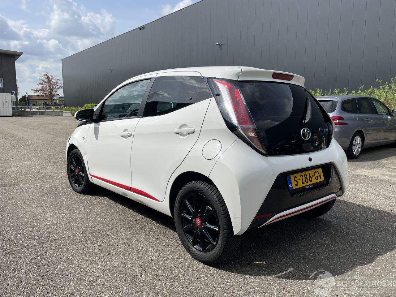 Toyota Aygo 5drs x-play