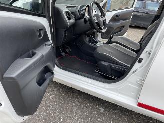 Toyota Aygo 5drs x-play picture 11