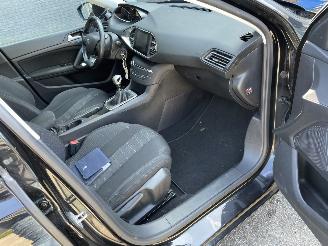 Peugeot 308 1.6hdi 88kw picture 16