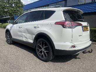 Toyota Rav-4 2.5 hybrid picture 5
