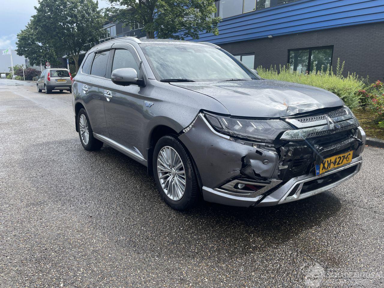 Mitsubishi Outlander 2.4 plug in hybrid