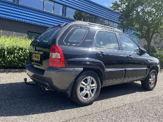 uszkodzony samochody osobowe Kia Sportage 2.0 104kw 2007/11