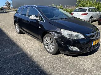 Opel Astra 1.4 Cosmo picture 4