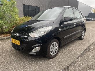 Damaged car Hyundai I-10 1.2 airco 2012/10