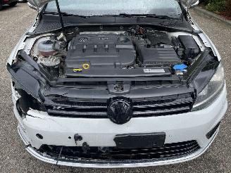 Volkswagen Golf 2.0 tdi 110kw Aut. R-Line picture 7