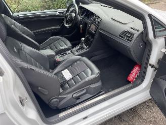 Volkswagen Golf 2.0 tdi 110kw Aut. R-Line picture 15