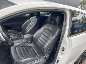 Volkswagen Golf 2.0 tdi 110kw Aut. R-Line picture 9