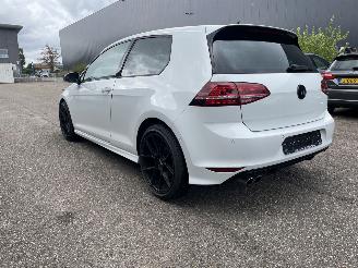 Volkswagen Golf 2.0 tdi 110kw Aut. R-Line picture 2