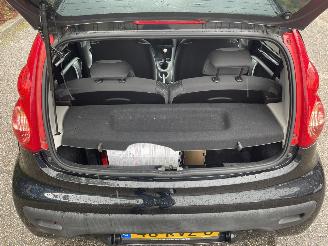 Peugeot 107 5DRS AIRCO picture 13