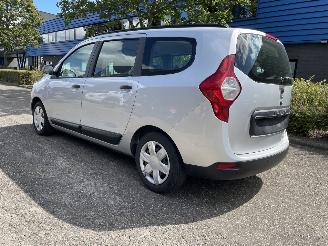 Voiture accidenté Dacia Lodgy 1.5 dci 66kw 2018/8
