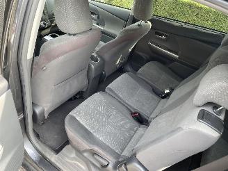 Toyota Prius 1.8 hybrid plus 7pers picture 17