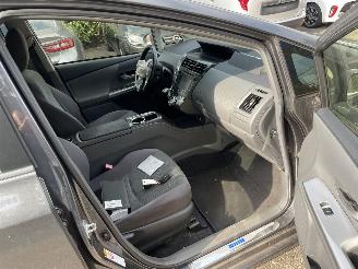 Toyota Prius 1.8 hybrid plus 7pers picture 10