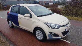 Hyundai I-20 AUTOMAAT picture 4