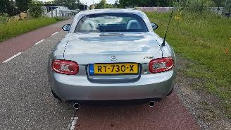 Mazda MX-5 HARDTOP rijdt nieuw picture 11