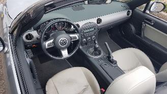 Mazda MX-5 HARDTOP rijdt nieuw picture 22