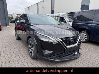 Voiture accidenté Nissan Qashqai 1.3 DIG-T MHEV N-Connecta Pano 360Cam 2023/12