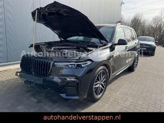Voiture accidenté BMW X7 M50d 294KW Pano Sky -Executive- 6Sitzer 2019/7