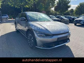 Schadeauto Kia EV6 168KW Plus 77.4KWH Navi LED 2022/5