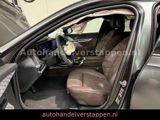 BMW i7 xDrive 60 M Sport 106KWH SKY LOUNGE picture 29