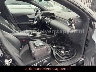 Mercedes Cla-klasse 250e Shooting Brake AMG Night-Paket picture 12