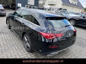 damaged passenger cars Mercedes Cla-klasse 250E Shooting brake AMG Sport - Ambiente 2020/12