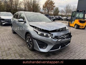 Coche accidentado Kia Cee d Ceed Sportswagon Plug-in Hybrid Business Line 2023/12