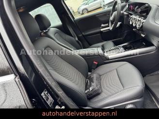 Mercedes EQA 300 4Matic 168KW CAM NAVI+ LED picture 18