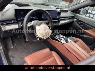 BMW i5 Touring 40 eDrive M Sport Pano Harman VOLL picture 31