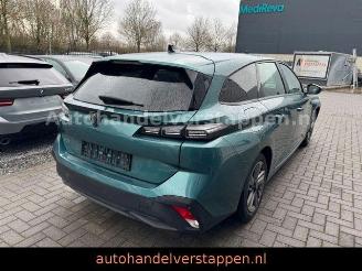 damaged passenger cars Peugeot 308 III SW Active Pack 1.5HDI 96KW 2024/6