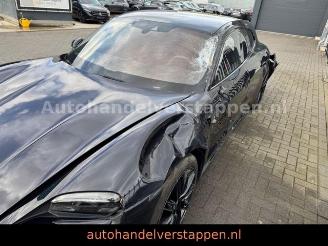 Porsche Taycan Sport Turismo GTS Bose Panorama glass picture 9