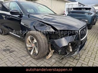 Jaguar F-Pace S P400e AWD Plug-In Hybrid picture 5