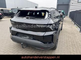 Renault Scenic E-TECH  220 Long Range Esprit Alpine picture 4